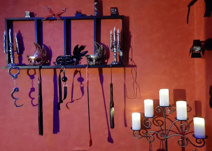 Love Room Le Rouge Et Noir